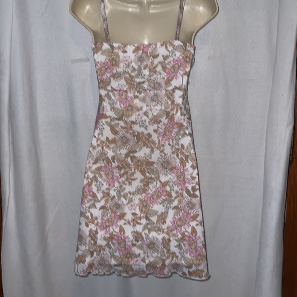 #128✅ floral sundress - Picture 5 of 9